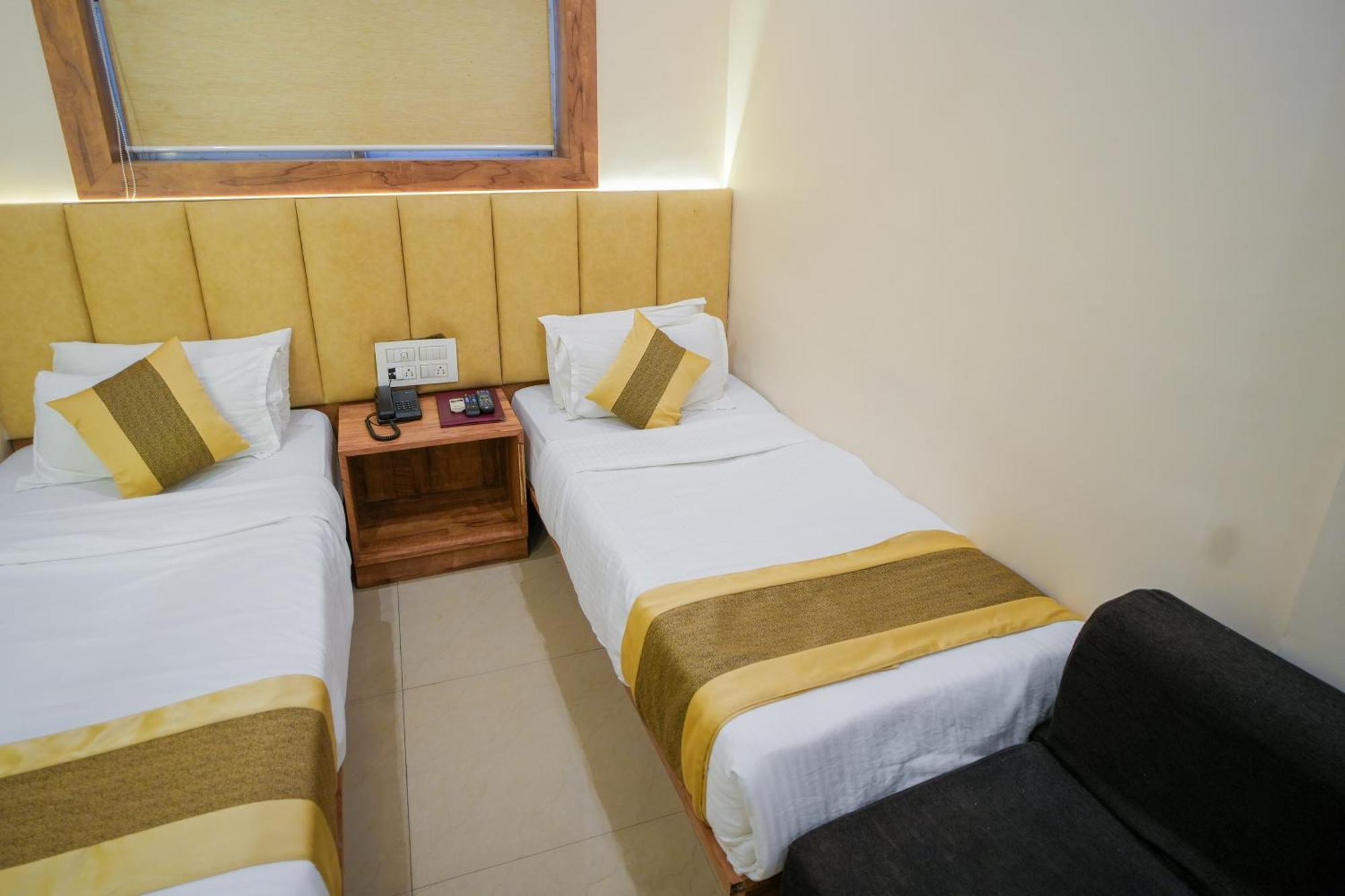 Hotel Skylink Hospitality Mahalaxmi Mumbai Exterior photo